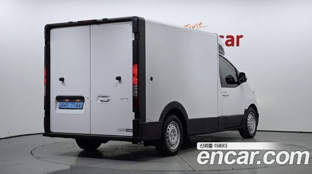 Hyundai ST1 Cargo Smart 2025 — фото 2