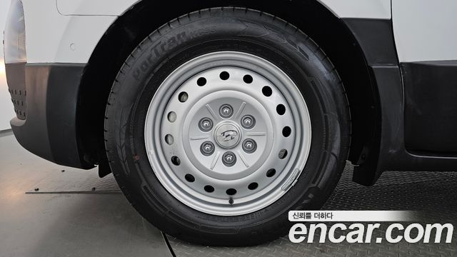 Hyundai ST1 Cargo Smart 2025 — фото 5