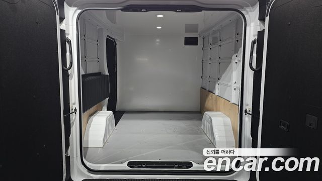 Hyundai ST1 Cargo Smart 2025 — фото 31