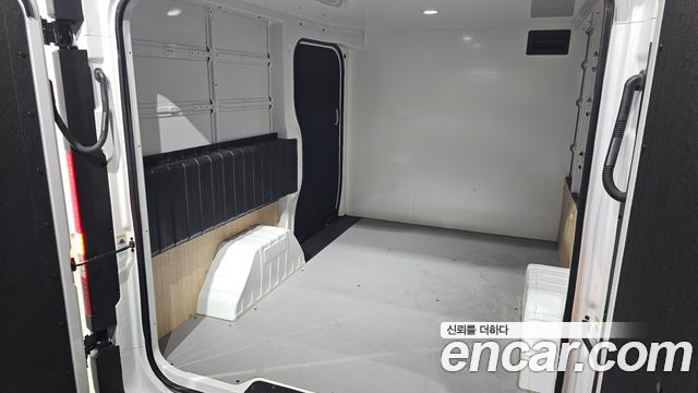 Hyundai ST1 Cargo Smart 2025 — фото 32