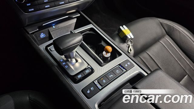 Genesis G80 3.3 GDI AWD Luxury 2019 — фото 9