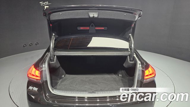 Genesis G80 3.3 GDI AWD Luxury 2019 — фото 20