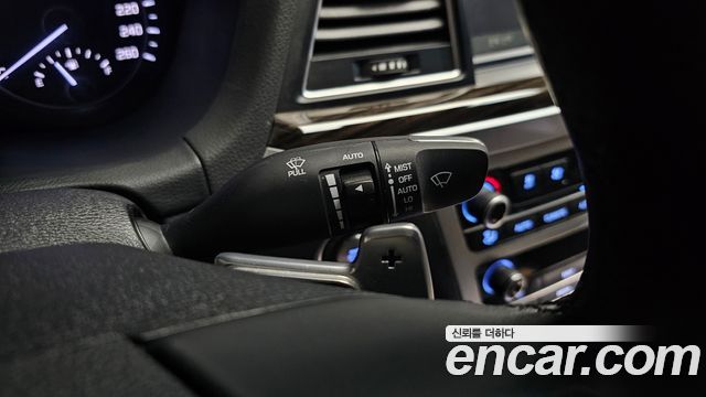 Genesis G80 3.3 GDI AWD Luxury 2019 — фото 30