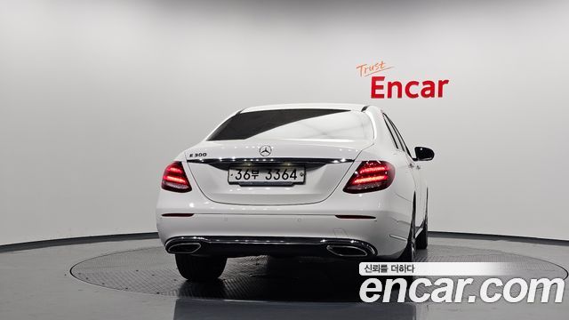 Mercedes-Benz E-Class (W213) E300 Exclusive 2018 — фото 4