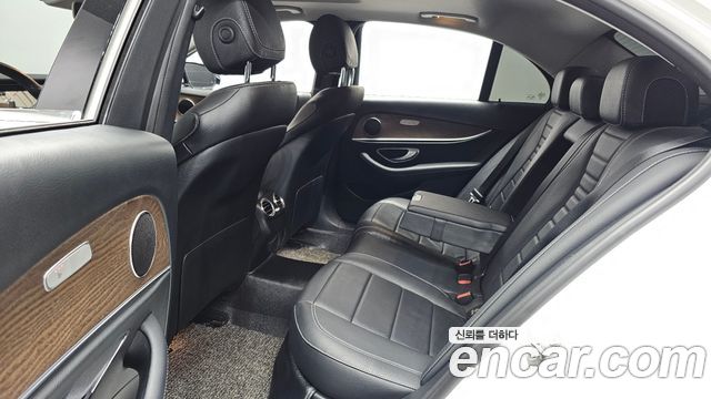 Mercedes-Benz E-Class (W213) E300 Exclusive 2018 — фото 12