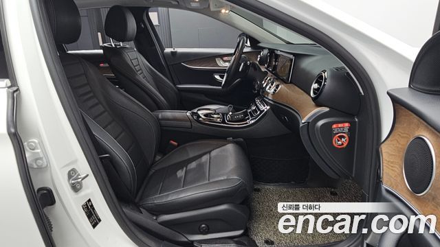 Mercedes-Benz E-Class (W213) E300 Exclusive 2018 — фото 26