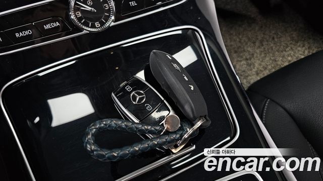 Mercedes-Benz E-Class (W213) E300 Exclusive 2018 — фото 34
