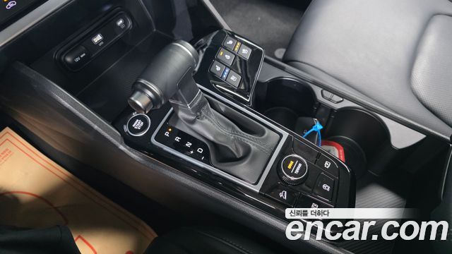 Kia Sportage (V) Diesel 2.0 4WD Prestige 2024 — фото 9
