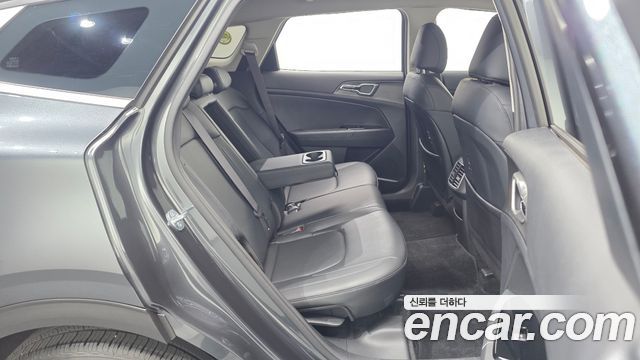 Kia Sportage (V) Diesel 2.0 4WD Prestige 2024 — фото 11