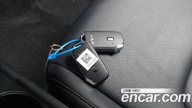 Kia Sportage (V) Diesel 2.0 4WD Prestige 2024 — фото 16