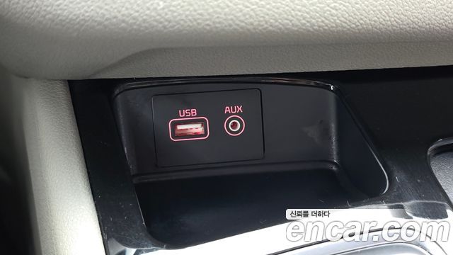 Kia Carnival 11-seater Prestige 2015 — фото 15