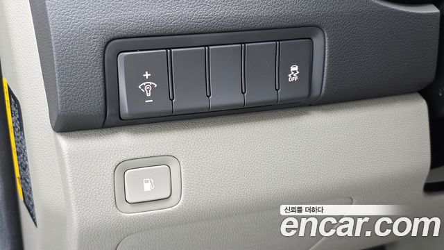 Kia Carnival 11-seater Prestige 2015 — фото 36