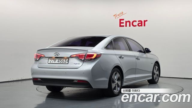 Hyundai Sonata Hybrid (LF) 2.0 HEV Premium 2015 — фото 2