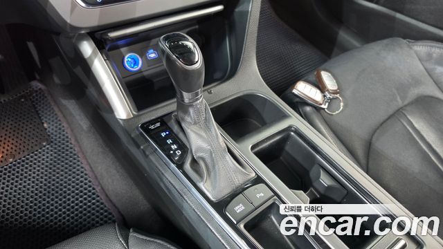 Hyundai Sonata Hybrid (LF) 2.0 HEV Premium 2015 — фото 9