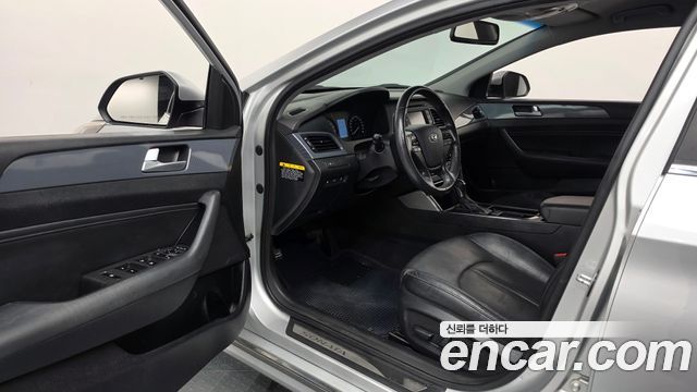 Hyundai Sonata Hybrid (LF) 2.0 HEV Premium 2015 — фото 10