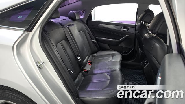 Hyundai Sonata Hybrid (LF) 2.0 HEV Premium 2015 — фото 12