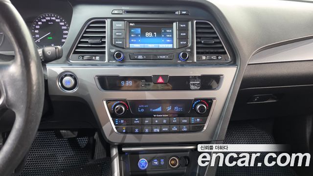 Hyundai Sonata Hybrid (LF) 2.0 HEV Premium 2015 — фото 14