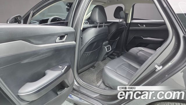 Kia K5 (III) 2.0 Prestige 2021 — фото 11
