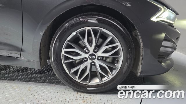 Kia K5 (III) 2.0 Prestige 2021 — фото 21
