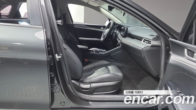 Kia K5 (III) 2.0 Prestige 2021 — фото 26