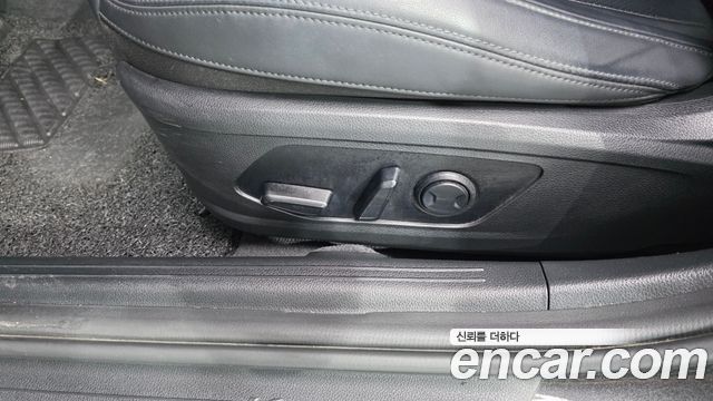 Kia K5 (III) 2.0 Prestige 2021 — фото 31