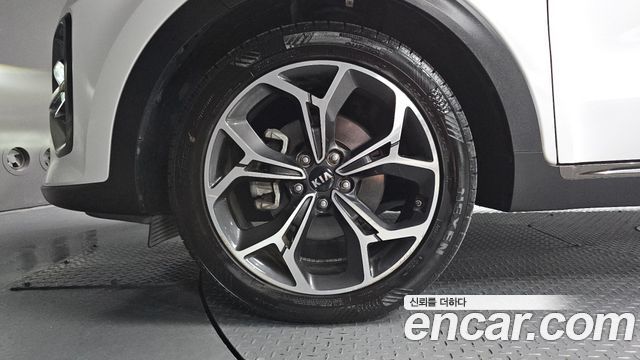 Kia Sportage The Bold Diesel 2.0 2WD Noblesse 2019 — фото 5