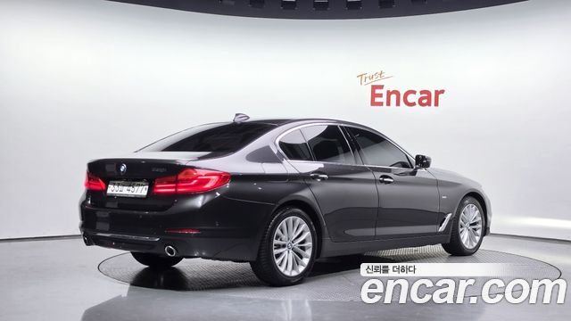 BMW 5 Series (G30) 530i Luxury Plus 2018 — фото 2
