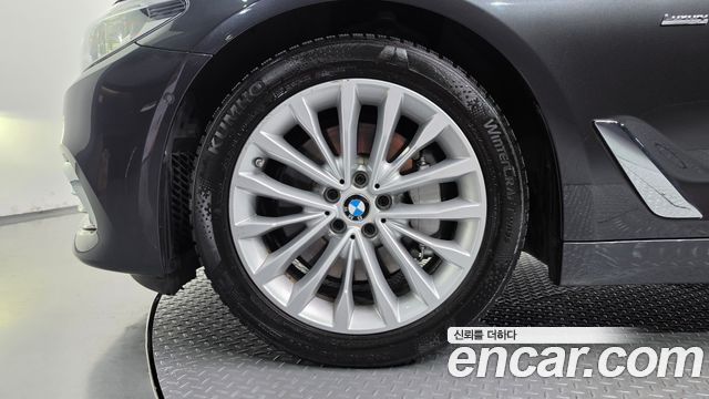 BMW 5 Series (G30) 530i Luxury Plus 2018 — фото 5