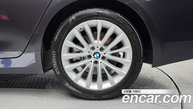 BMW 5 Series (G30) 530i Luxury Plus 2018 — фото 27