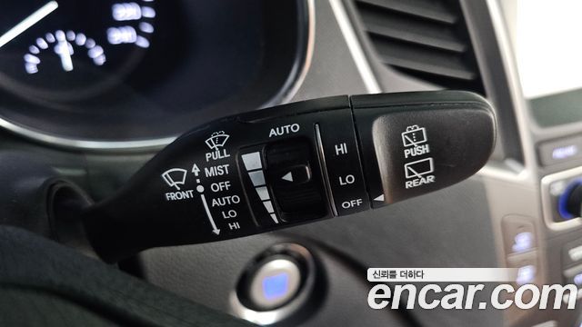 Hyundai Santa Fe The Prime Diesel 2.0 2WD Exclusive Special 2016 — фото 30
