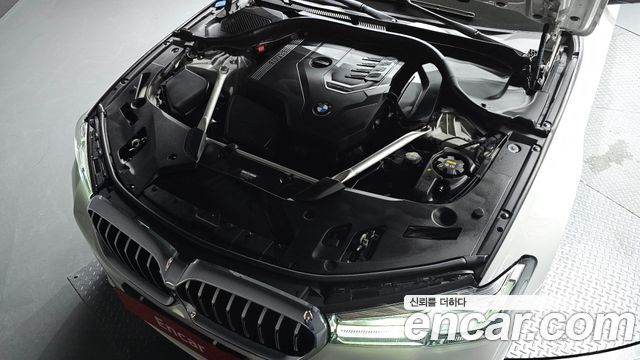BMW 5 Series (G30) 520i M Sport 2023 — фото 6