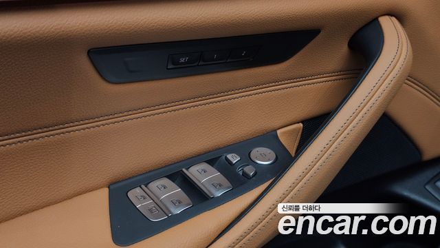 BMW 5 Series (G30) 520i M Sport 2023 — фото 27