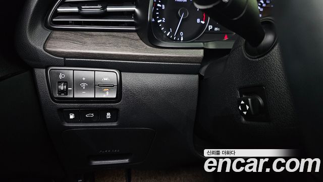 Kia K7 Premier 2.5 GDI Noblesse 2020 — фото 17