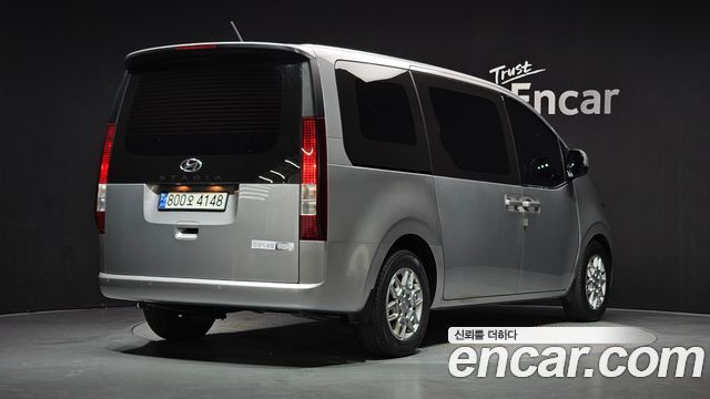 Hyundai Staria Cargo 5-Seater Modern 2023 — фото 2
