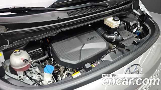 Hyundai Staria Cargo 5-Seater Modern 2023 — фото 6