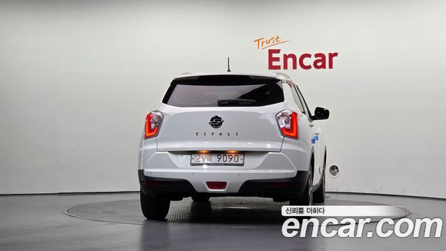KG Mobility (SsangYong) Tivoli Diesel LX 2WD 2017 — фото 4