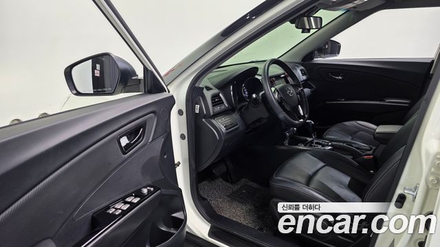 KG Mobility (SsangYong) Tivoli Diesel LX 2WD 2017 — фото 11