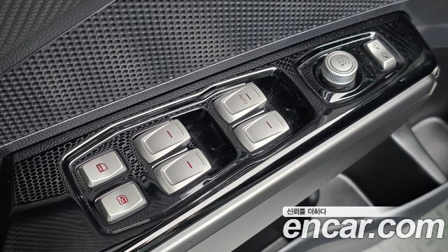 KG Mobility (SsangYong) Tivoli Diesel LX 2WD 2017 — фото 12