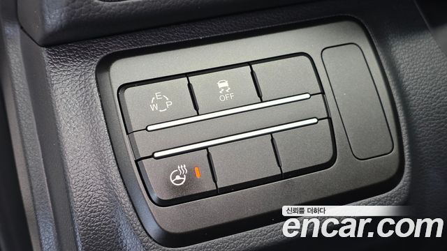 KG Mobility (SsangYong) Tivoli Diesel LX 2WD 2017 — фото 13
