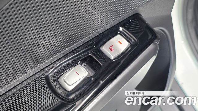 KG Mobility (SsangYong) Tivoli Diesel LX 2WD 2017 — фото 18