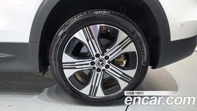 Mercedes-Benz EQB (X243) EQB300 4MATIC Progressive 2026 — фото 5