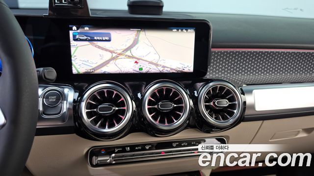 Mercedes-Benz EQB (X243) EQB300 4MATIC Progressive 2026 — фото 14