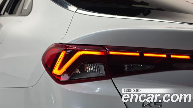 Kia K5 (III) 2.0 Noblesse 2023 — фото 23