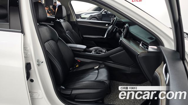 Kia K5 (III) 2.0 Noblesse 2023 — фото 26