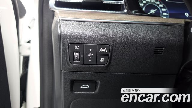 Kia K5 (III) 2.0 Noblesse 2023 — фото 28