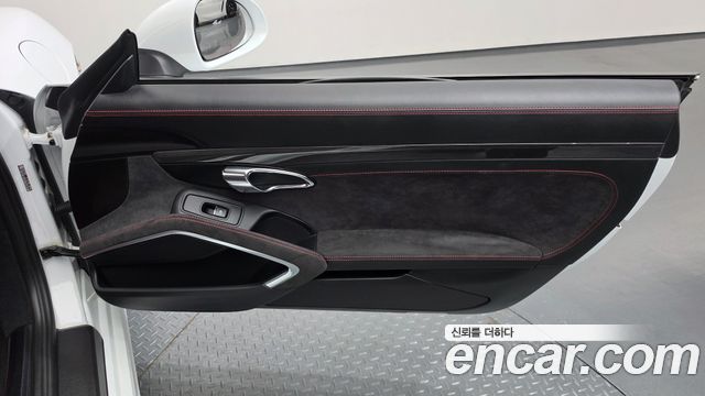 Porsche Boxster 3.4 GTS 981 2016 — фото 25