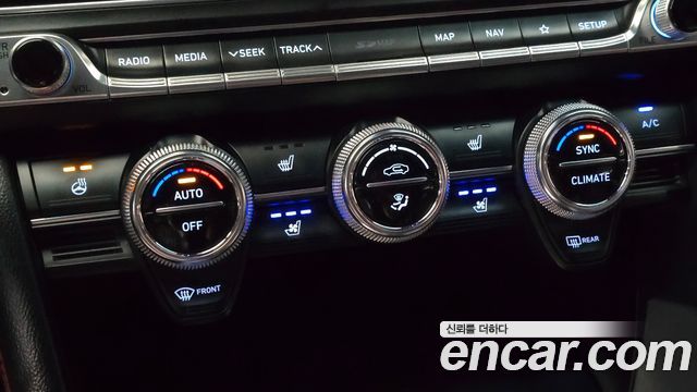 Genesis G70 2.0T Sport Package 2018 — фото 36