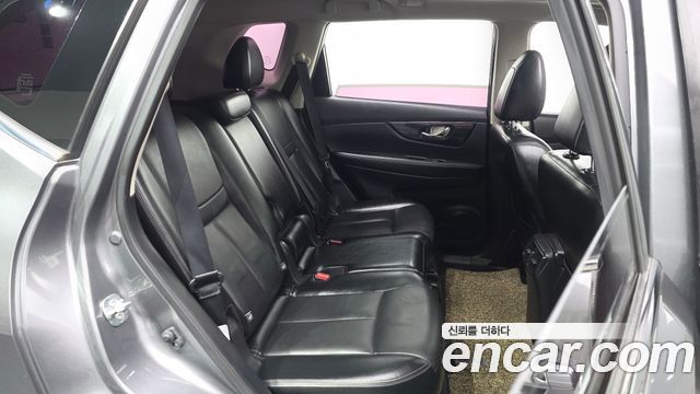 Nissan X-Trail 2.5 Tech 4WD 2018 — фото 11