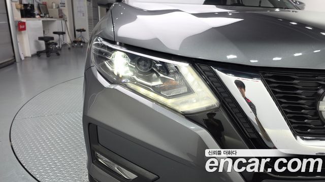 Nissan X-Trail 2.5 Tech 4WD 2018 — фото 22
