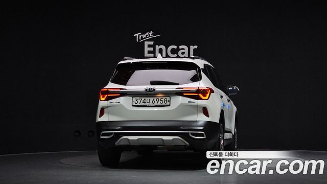 Kia Seltos Diesel 1.6 2WD Noblesse 2020 — фото 4